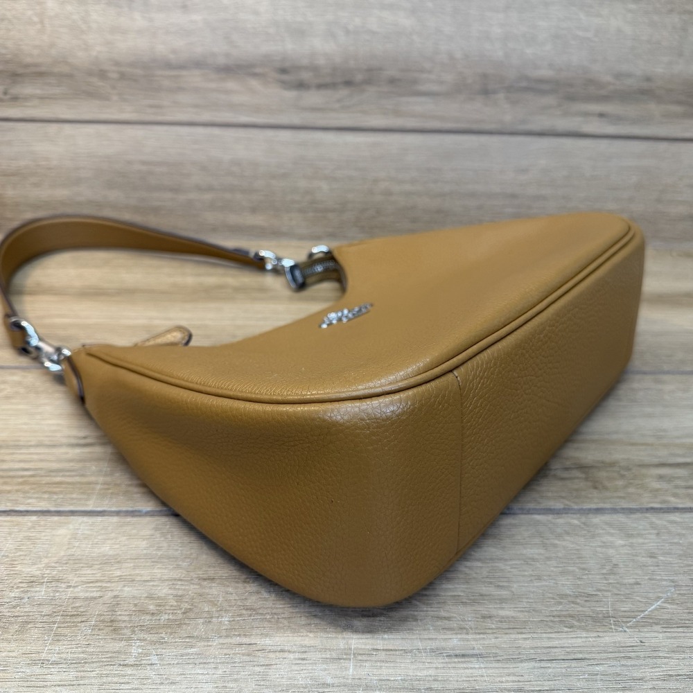 Coach Teri Hobo Shoulder Bag Light Saddle Brown Pebbled Leather CJ517 - Picture 8 of 16
